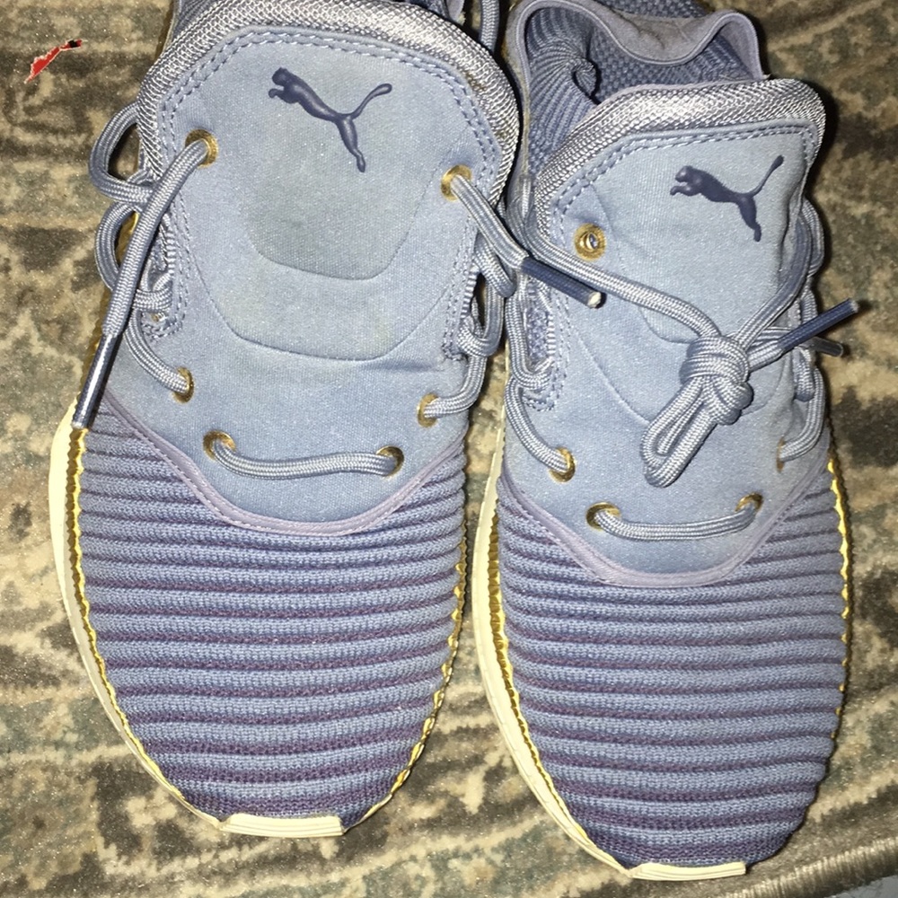 Sneakers - Picture 2 of 3